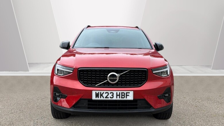 Volvo XC40 2.0 B3P Plus Dark 5dr Auto Petrol Estate